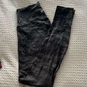 Lululemon Black and green Camouflage Leggings